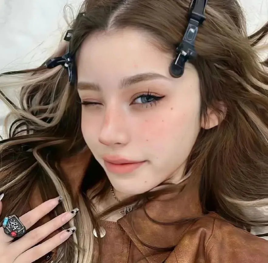 月老赐我五根姻缘线